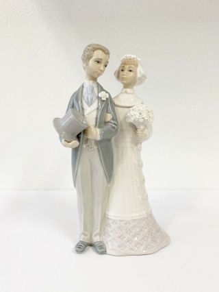 Lladro Figurine Wedding Marriage Couple Bride Groom 4808 Bouquet Cake Topper