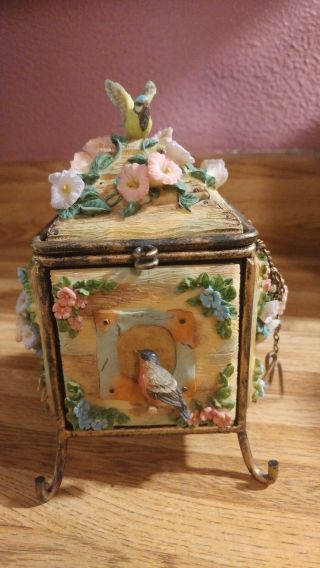 Vintage 6 " Trinket Box W/ Lid Flower Bird Design Metal Frame Westland Rare Piece