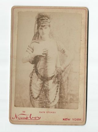 1890s Risque Sexy Burlesque Girl Cabinet Card Photograph 246