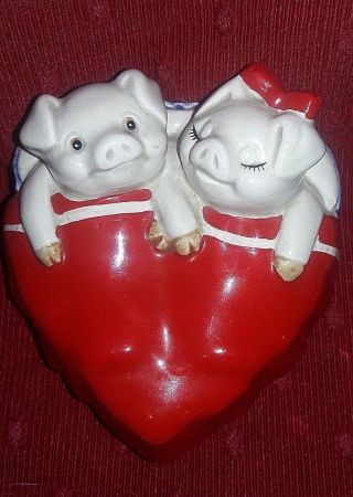 Pigs In A Blanket By Fitz & Floyd,  " Makin Bacon " Ceramic Heart Shape Trinket Box