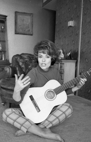 1960s Doris Nieh Negative - Sexy Actress Anne Heywood - Pinup Girl N304049