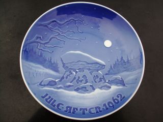 B & G Copenhagen Porcelain " Oldtidsminde " Christmas Plate 1962 Made In Denmark
