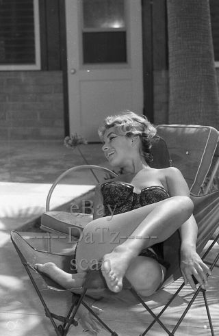 1950s Negative - Sexy Blonde Pinup Girl Brigitte Baum - Cheesecake T276569