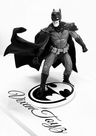 Batman: Black & White: Batman By Lee Bermejo Second Edition Statue Nib