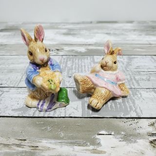 Oci Fitz And Floyd - Salt And Pepper Shaker Set - Bunny Rabbit - Kids Playing