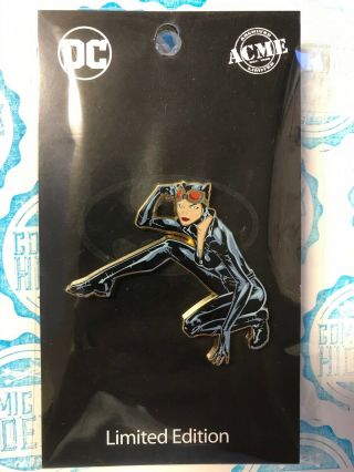 Acme Archives Dc Le Limited Edition Catwoman Pin 2.  5 "