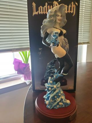 Lady Death Statue Moore Creations limited Edition 2749 3,  200 (1995) 2