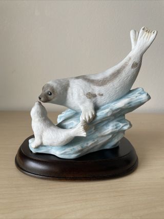 Home Interiors Masterpiece Porcelain Endangered Species 1127 “harp Seals " 1998