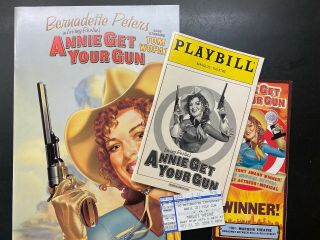 Annie Get Your Gun (bernadette Peters) Playbill & Souvenir Program - Nyc 2000