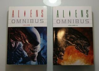 Aliens Omnibus Vol 1 & 2 Dark Horse Alien