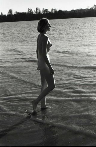 7812 35mm Negative 1969 Pin Up Model Nude Beauty Artistic Figure Study