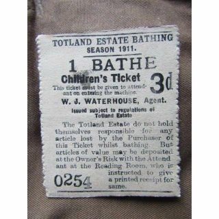 Totland Estate Bathing Ticket 1911 Isle Of Wight W.  J Waterhouse (e19)