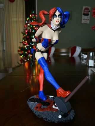 Dc Comics Collectibles Cover Girls: Harley Quinn Statue 1st Edition 52