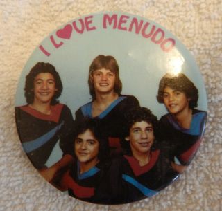 Vintage I Love Menudo Music Rock Pin Button Pinback (1980s) : 2.  5in Diameter