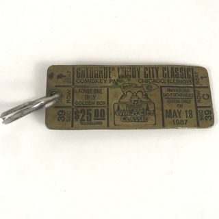 1987 Gatorade Windy City Classic Brass Key Chain Chicago White Sox Cubs