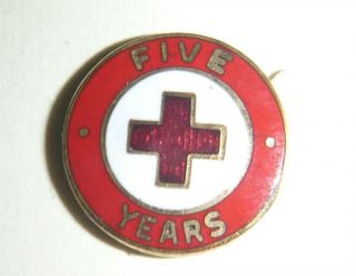 Vintage American Red Cross " 5 Years " Enamel Metal Logo Pin Vgc On Card