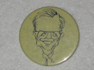 Vintage Larry King Tv Radio Host Cartoon Caricature Art Button Pin Pinback