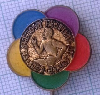 Old Vintage Pin Badge - World Festival Of Youth And Students Vienna Austria