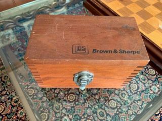 Vintage Tools BROWN & SHARPE Magnetic V - Block. 2