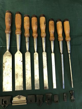 Rare Matched set of C.  E.  Jennings Arrowhead Chisels (1914 - 1920) 2