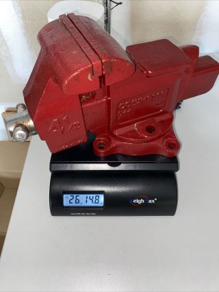 Columbian D44 M5 Bench Vise,  4 - 1/2 Jaws,  Made In Usa,  Missing Swivel Pin.