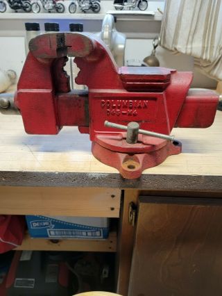 Columbian D45 - M4 Swivel Base Bench Vise Anvil Made In Usa