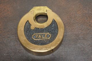 Antique/vintage Yale Lock Co 6 Lever Push Key Type Pancake Padlock & Key