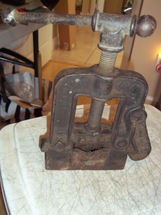 Vintage Antique Reed Manufacturing Pipe Clamp Vise No.  70 Pat Aug 11 1914 Bench