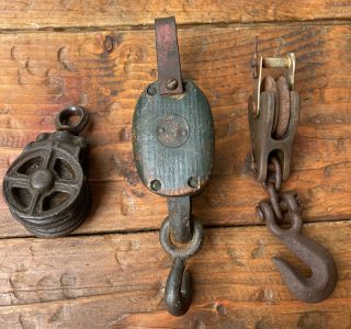 3 Vintage Pulleys Metal Wood Block And Tackle Parts Hay Hook Pulley System Pully 2
