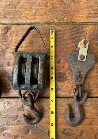 3 Vintage Pulleys Metal Wood Block And Tackle Parts Hay Hook Pulley System Pully 3
