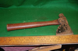 Vintage Plumb Carpenter Axe Hatchet Hammer Head Nail Puller USA handle 2