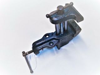 Small Bench Vise,  1 - 5/8 