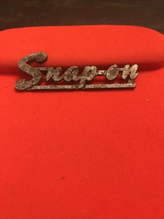 Vintage Snap - On Chrome Toolbox Emblem Badge Kn - 100