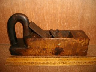 V423 Antique Block Plane Early 1800 