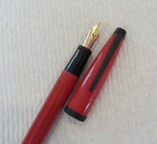 Rare Vintage Cross Solo Fountain Pen Red Black Trim B Nib