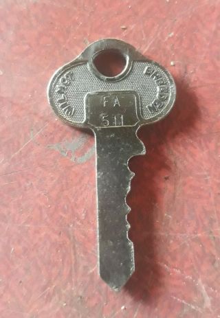 Rare Vintage Wilmot Breeden Key Fa511 Classic Car Union Early Shape Bow