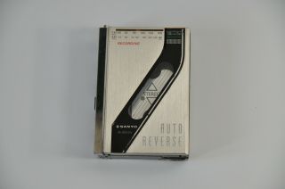 Sanyo M Gr150 Rare Silver Cassette Recorder Fm Radio Walkman For Restoration