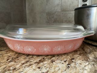 Rare Vintage Pyrex Pink Daisy - 1.  5 Quart Oval Casserole Dish With Lid