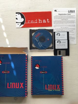 Linux Red Hat Version 4.  2 Big Box Rare Complete Vintage Software Os Collectible