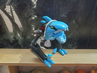 Ben 10 Ultimate Alien Force Articguana Fish Bandai Rare