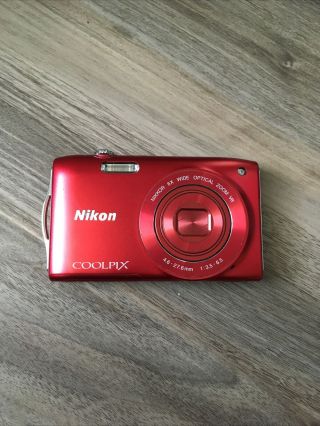 Nikon Coolpix S3300 Digital Camera - Rare Red Color Wide 6x Zoom 16.  0 Mp