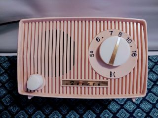 Rare Vintage Zephyr Pink Am Radio - 5 Tube - Tubes Light Up But No Sound -