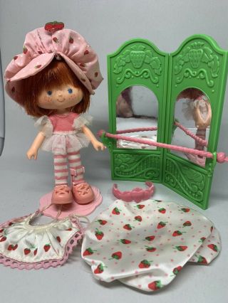 Rare 1979 Vintage Strawberry Shortcake Dancing Ballerina Doll W/ Stand