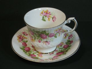Vtg Elizabethan Fine Bone China Cup & Saucer Honeysuckle/pink Clover Rare,