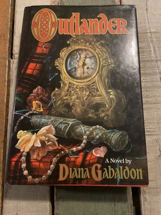 Outlander By Diana Gabaldon,  1991,  Bce,  Novel,  Hardcover,  Book Club Edition