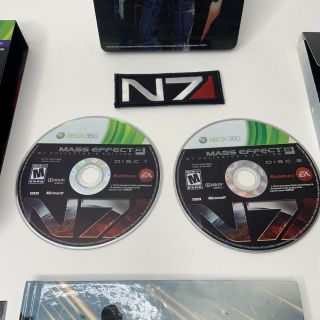 Mass Effect 3 N7 Collector ' s Edition CE Microsoft Xbox 360 CIB Rare W/ Comic 1 3