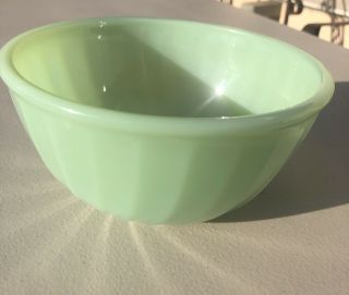 Vintage Jadeite Fire King 6” Inch Swirl Mixing Bowl Mid Century Decor Rare Glass