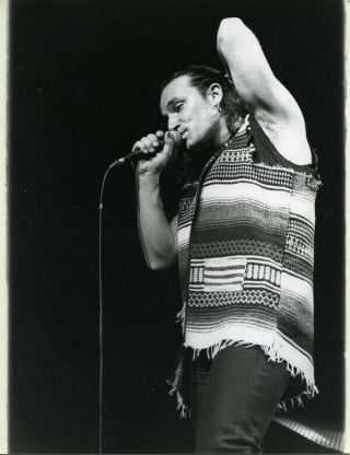 U2 Bono In Concert Los Angeles Arena 1987 Vintage Stamped 7x9 Rare Agency Photo