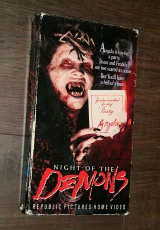 Rare Vintage Night Of The Demons 1987 1989 Vhs Horror Republic Linnea Quigley