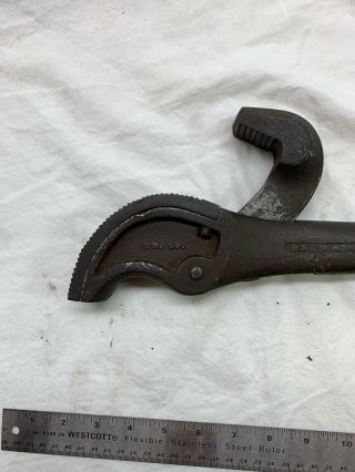 Reed Mfg Co.  Erie Pa No.  16 Springload 2 " Jaw Antique Pipe Wrench 17 " Rare